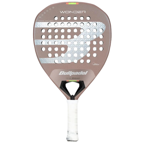 Pala Bullpadel Claudia Fernandez Wonder 2026